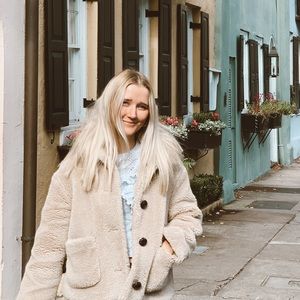 Meet your Posher, Catherine